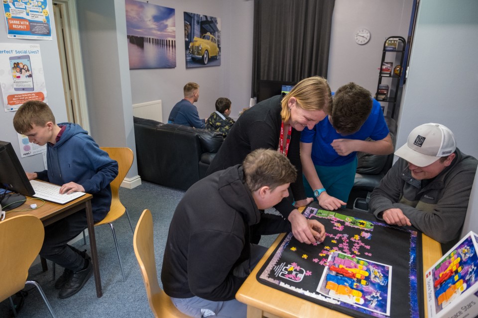 OPEN WEEKEND FOR RESIDENTIAL PLACEMENTS